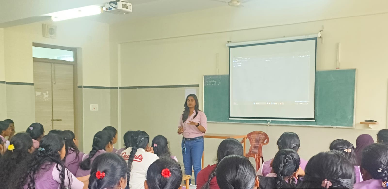 Yashika on stage — main